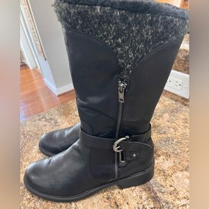 BARETRAPS CARISSE FULL ZIP BLACK  BOOTS TEXTILE UPPER, FURRY INSIDE